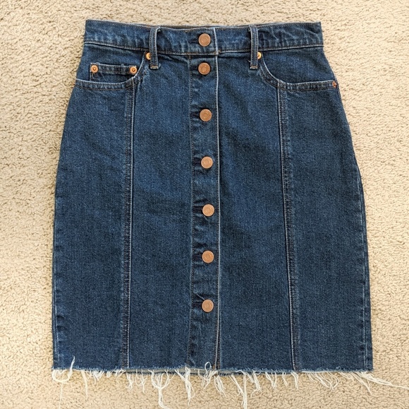 GAP Dresses & Skirts - GAP Denim Button Front High Rise Skirt 24